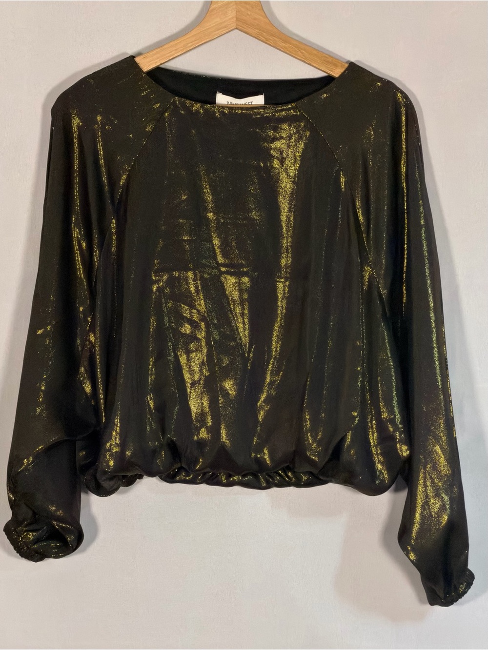 Nine West NWT Black Gold Metallic Shimmer Bubble Hem Long Sleeve Blouse XS